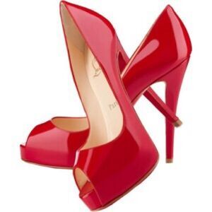 Sold on eBay ⛔️Authentic red patent very prive CL